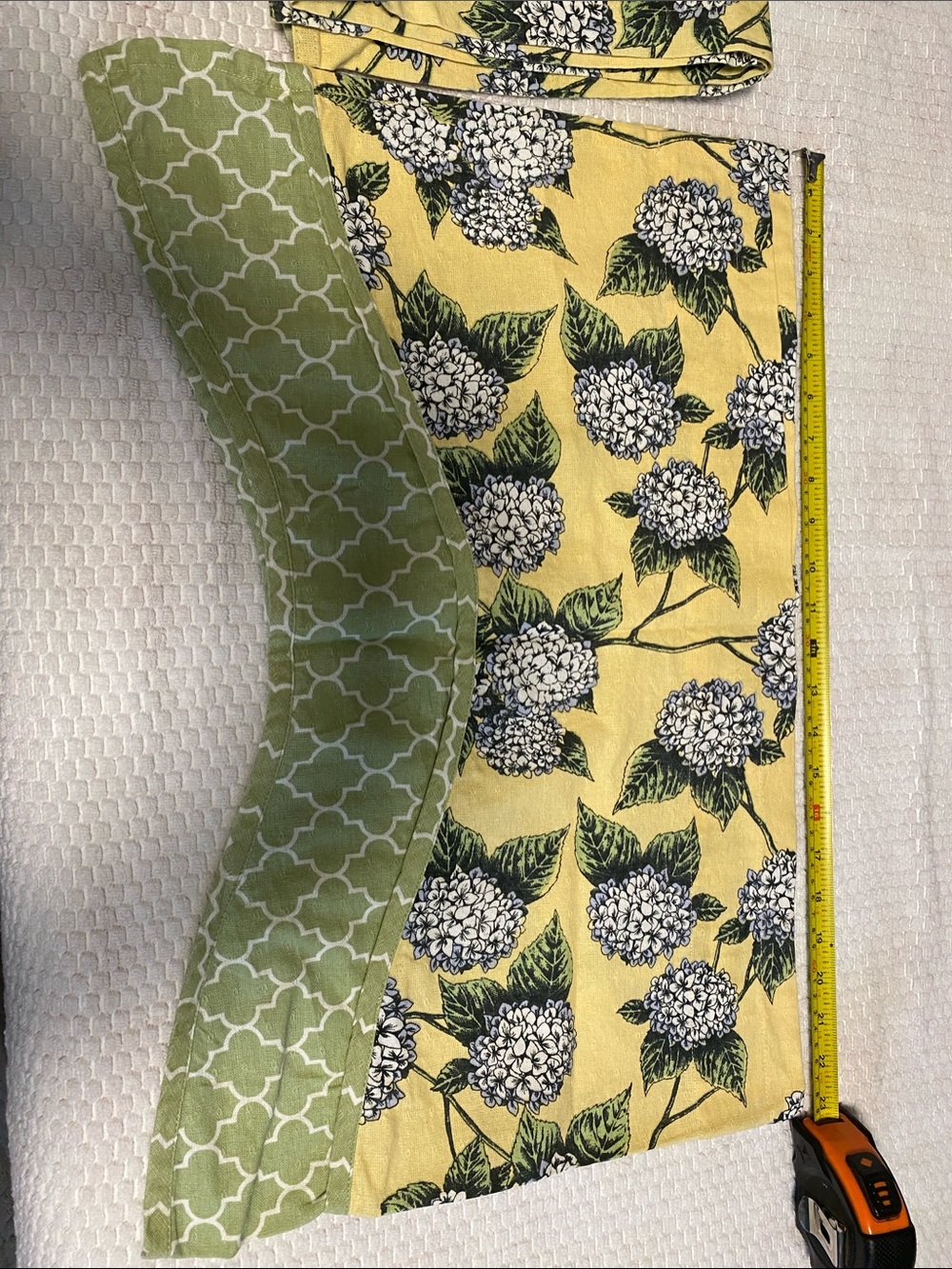 Yellow and Blue Hydrangea Cotton Valance with Green Geometric Scallop Trim 2PC